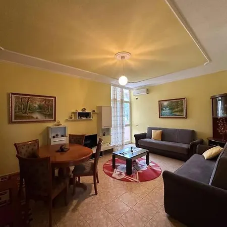 Apartment Era's Beach Apartment! Golem (Tirana)